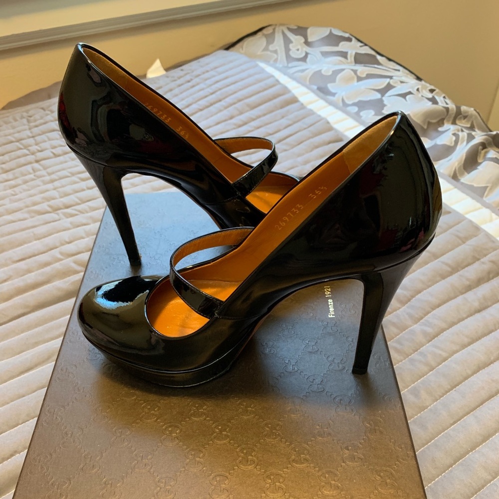 Authentic Gucci Mary Jane Heels